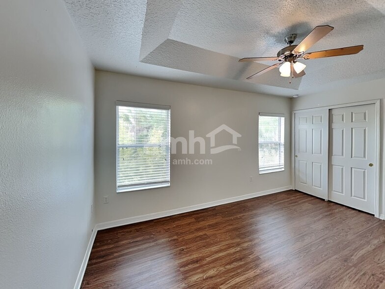 Building Photo - 5500 Paradise Cay Cir