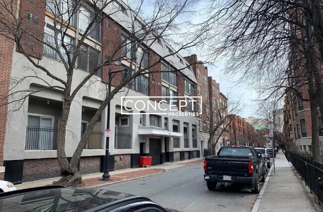 Building Photo - 47 Symphony Rd