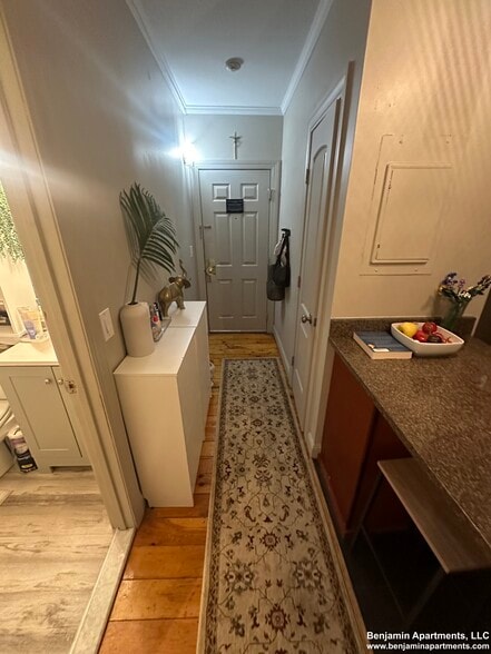 Building Photo - 17 Garrison St