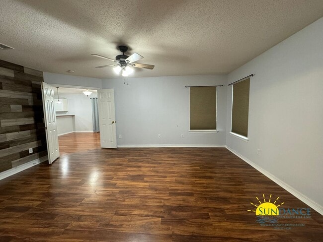 Building Photo - Solar Energy in desirable Hidden Shores of Gulf Breeze Neighborhood!