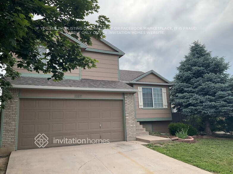 Primary Photo - 1082 Clogger Ln