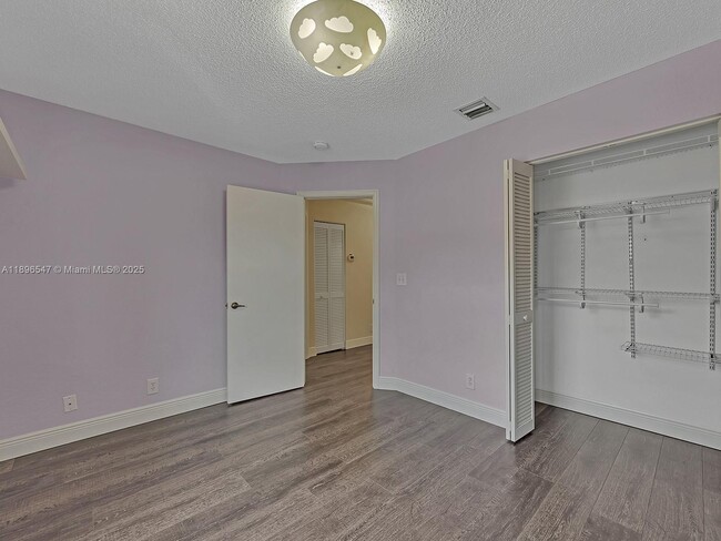 Building Photo - 16879 SW 1st Manor