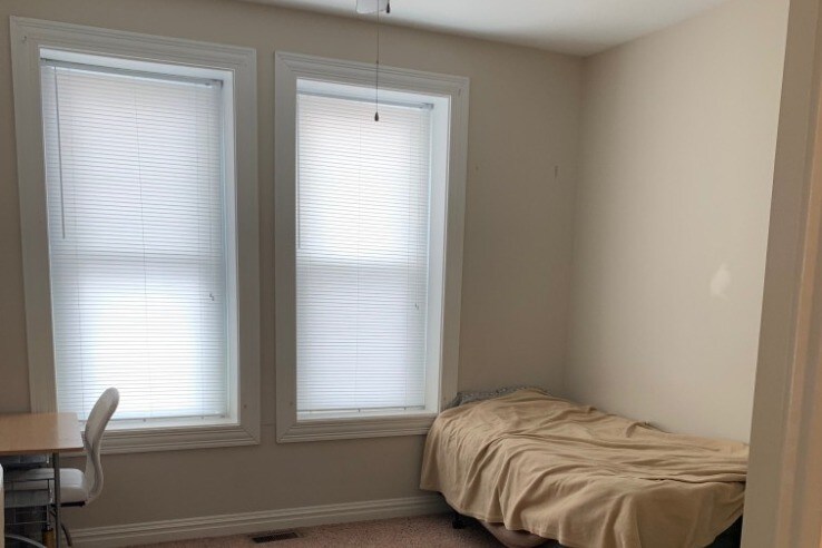 Building Photo - 343 W 3rd St