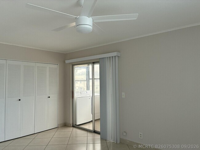 Building Photo - 511 Monaco Blvd