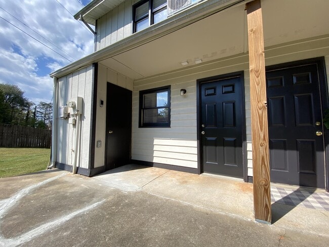 Building Photo - 111 Stamey Ave