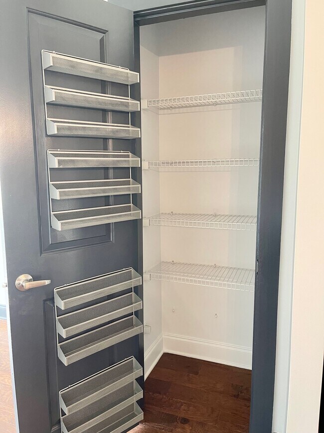 Building Photo - 445 W Blount Ave