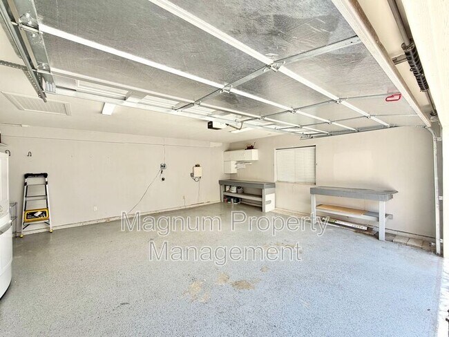 Building Photo - 39721 Rustic Glen Dr