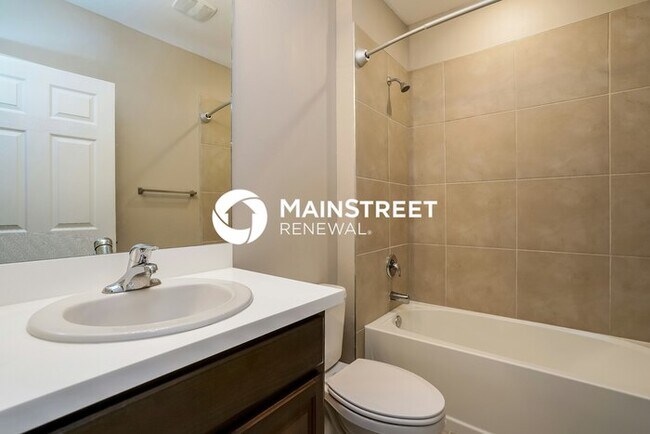 Building Photo - 3 Bedroom Pet-Friendly Home in Cape Coral, FL with Main Street Renewal