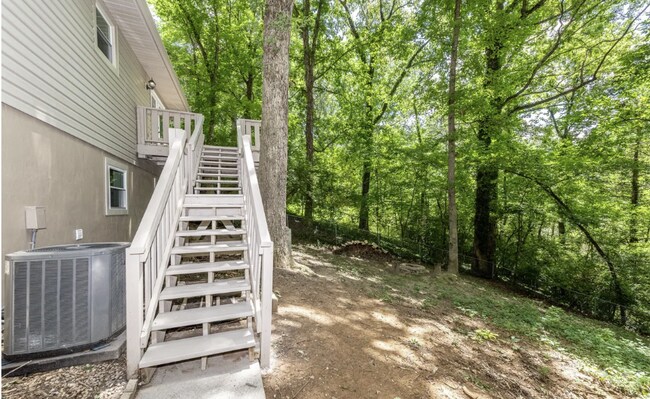 Building Photo - 1412 Marconi Dr