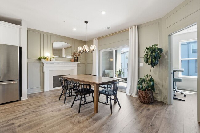 Building Photo - Experience upscale living in one of Ashburn’s most desirable communities.