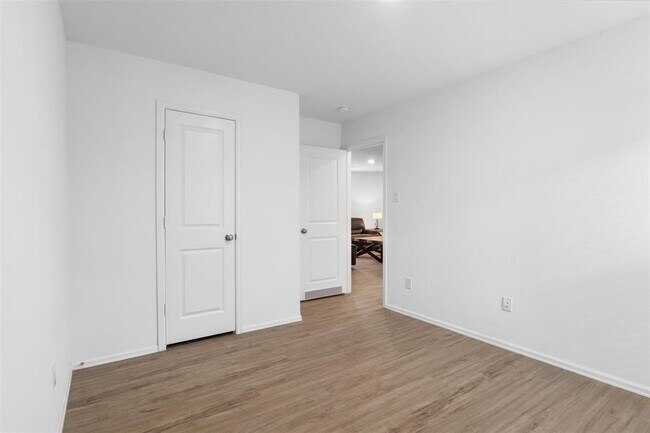 Building Photo - 9311 Sierra Pt Wy