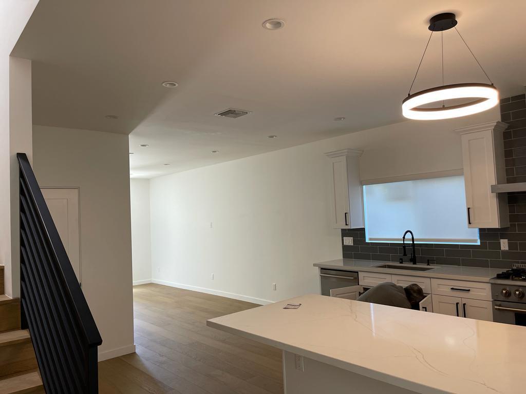 Building Photo - 8104 Paso Robles Ave