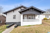 Building Photo - 1730 Damon St
