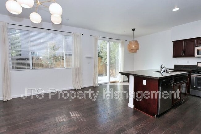 Building Photo - 3428 Trio Ln