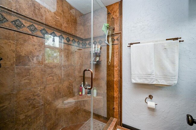 Building Photo - 11503 Briar Rose Dr