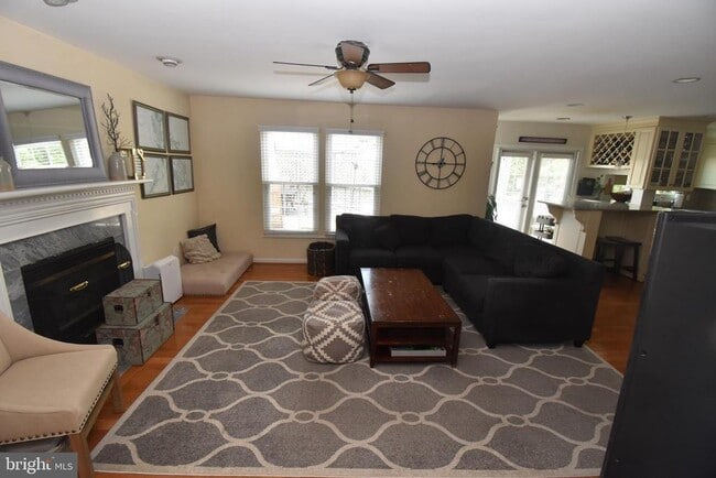 Building Photo - 6506 Susan Barkley Ct