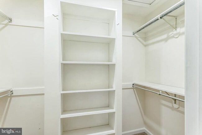 Building Photo - 13401 Silver Moon Way