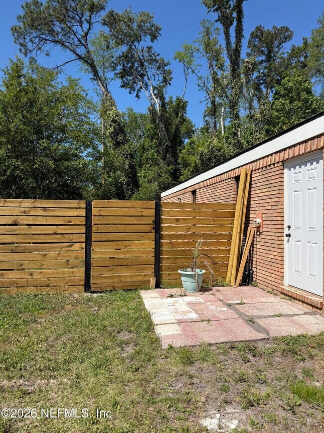 Building Photo - 8618 Boxberry Ln