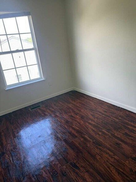 Building Photo - 3640 Derby Shire Cir