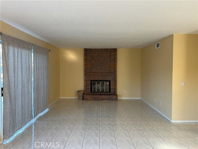 Building Photo - 928 Sunnyhill Pl