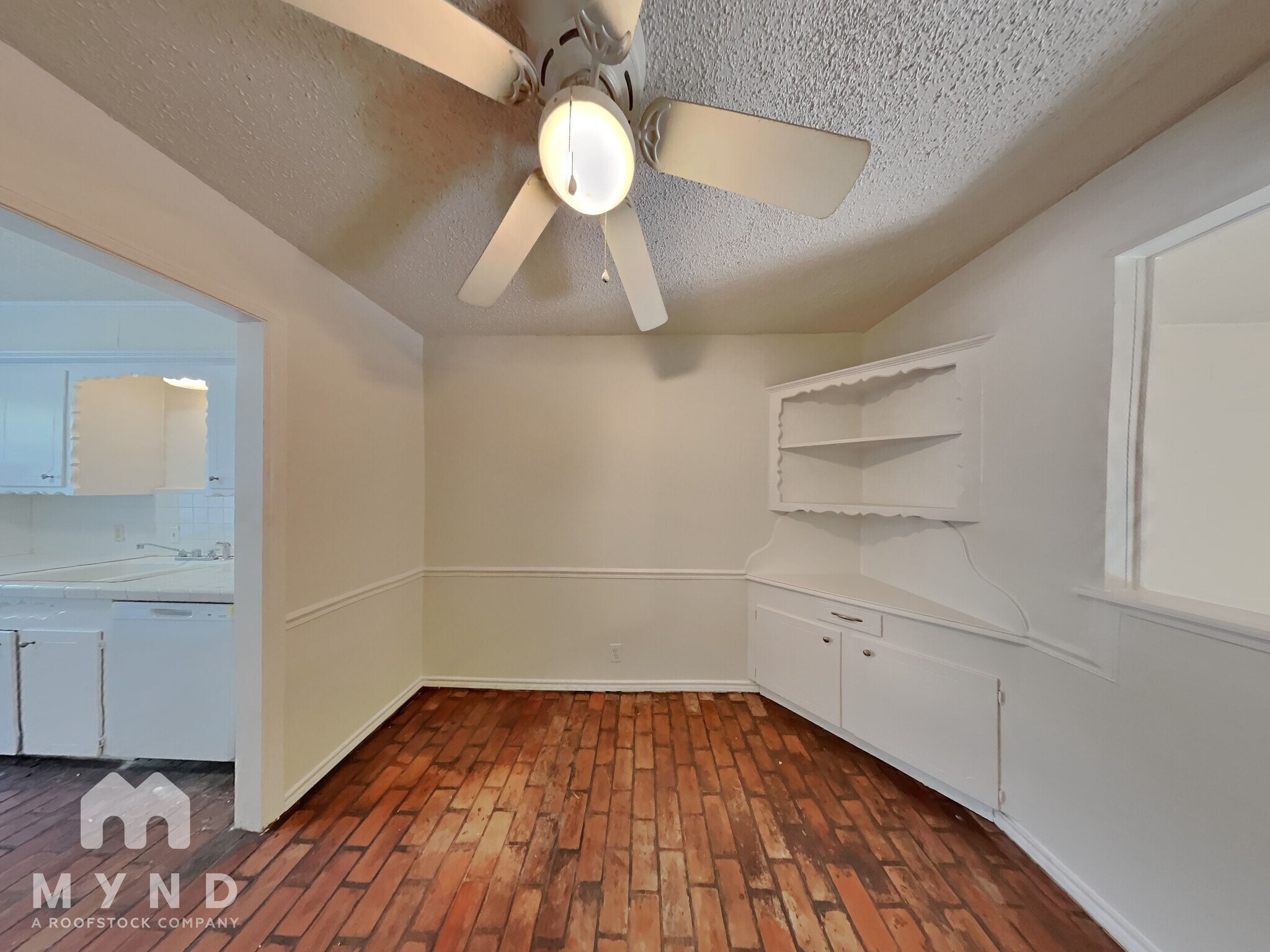Building Photo - 15858 El Estado Dr