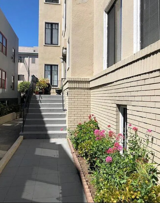 Building Photo - 239 Foothill Blvd.