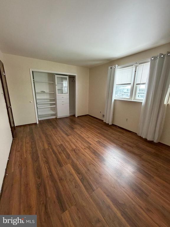 Building Photo - 122 Annabelle Ave