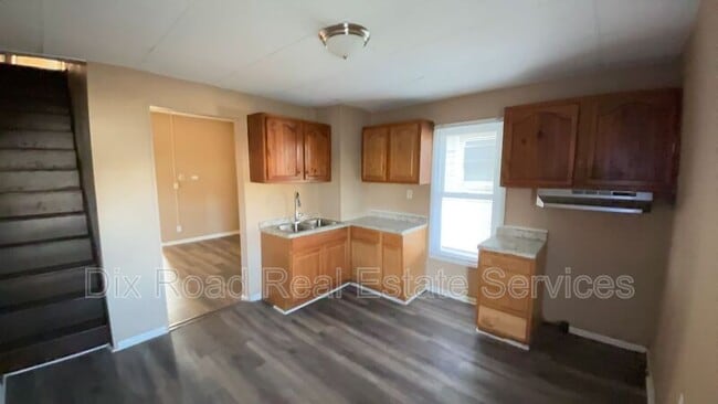 Building Photo - 1503 Smith Ave