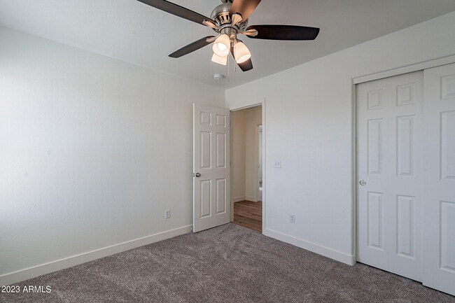 Building Photo - 4244 E Gleneagle Dr