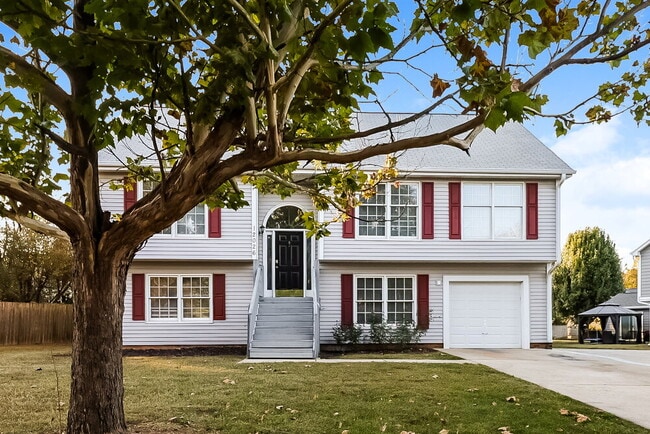 Building Photo - 12026 Lazy Willow Ln