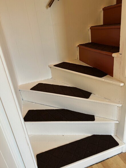 Building Photo - 238 W Queen St