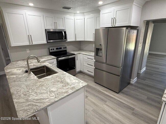 Building Photo - 2839 Colbert Cir