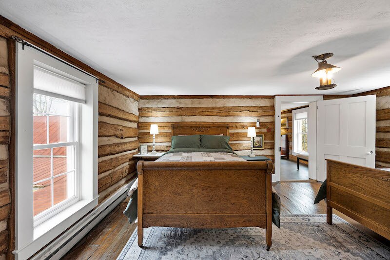 Building Photo - 1612 N Miles St