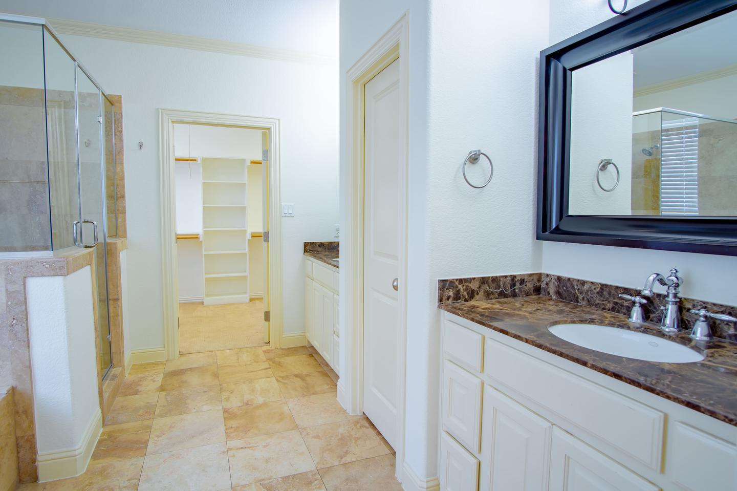 Building Photo - Luxurious Lower Greenville home walkable to shops & eateries