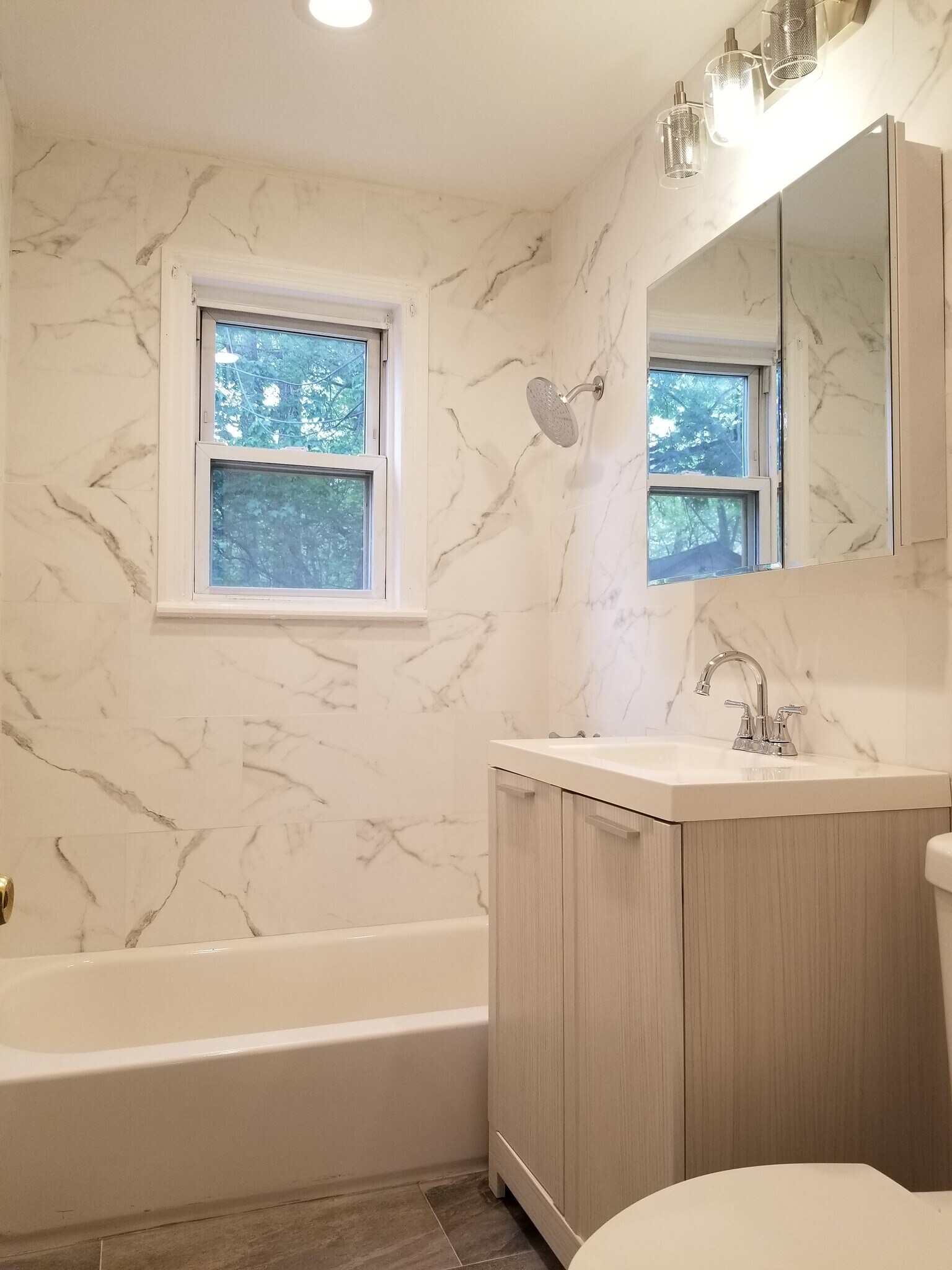 Building Photo - 30 Hobson Ave