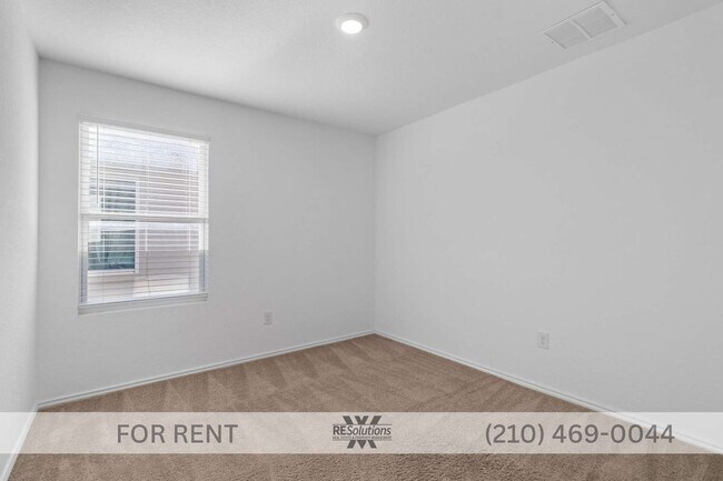 Building Photo - 2024-built 4-bedroom home under $1,600 near Culebra, Government Canyon, SeaWorld, Northwest Vista...