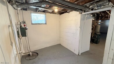 Building Photo - 721 Polk Ave