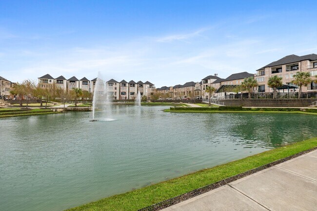 Building Photo - 2711 Stelter Pl