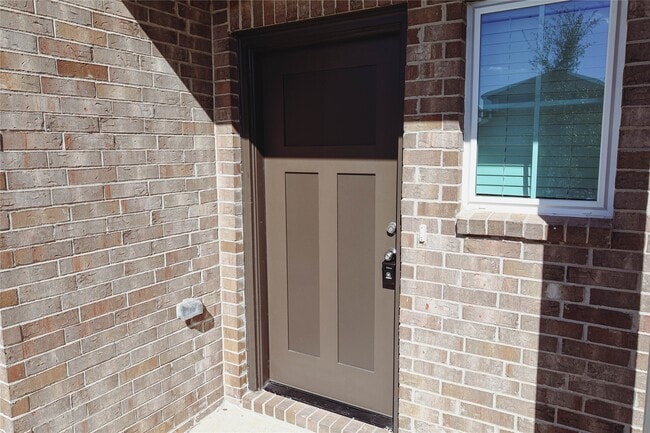 Building Photo - 8586 Blueberry Ash St