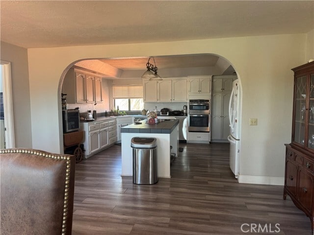 Building Photo - 29493 Longhorn Dr