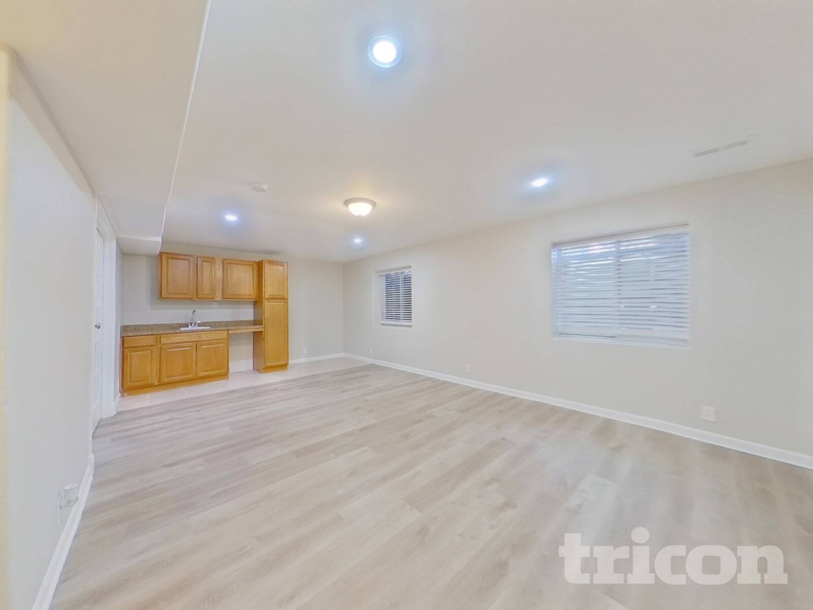 Building Photo - 12984 Fishers Island Rd