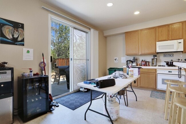 Building Photo - 4693 Morning Brook Ln