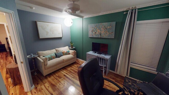 Building Photo - 6616 Piedras Blanco Dr