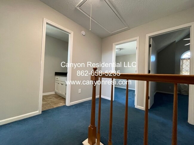 Building Photo - 14013 SW Galveston Cir