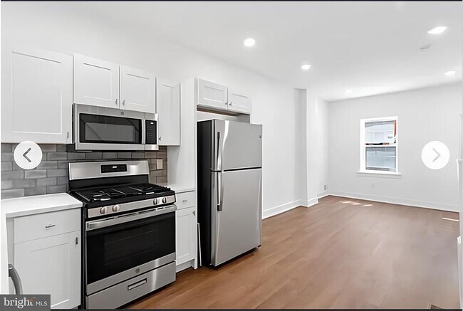 Building Photo - 5022 Ogden St