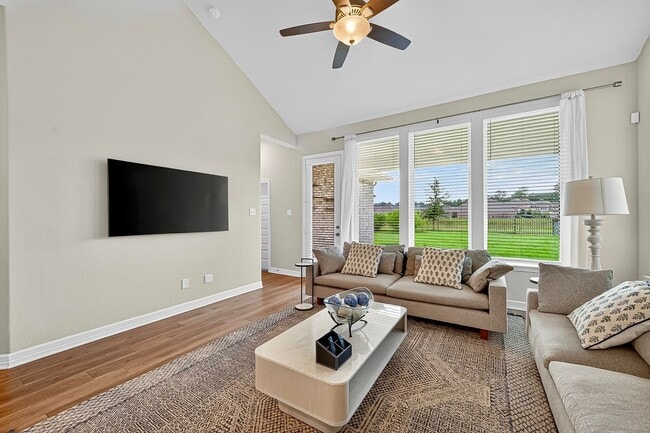 Building Photo - 24607 Carleton Lake Ln