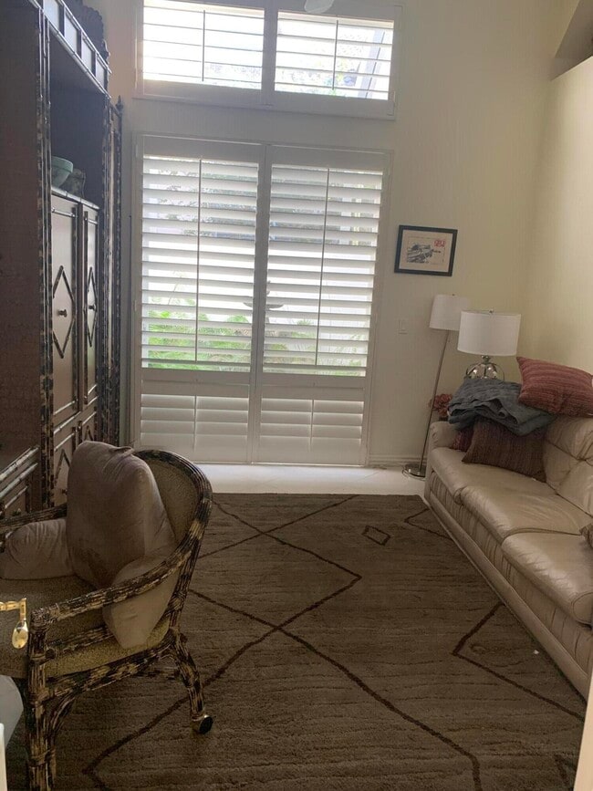 Building Photo - 105 Windward Dr