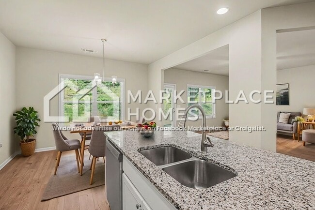 Building Photo - 254 W L Miller Dr
