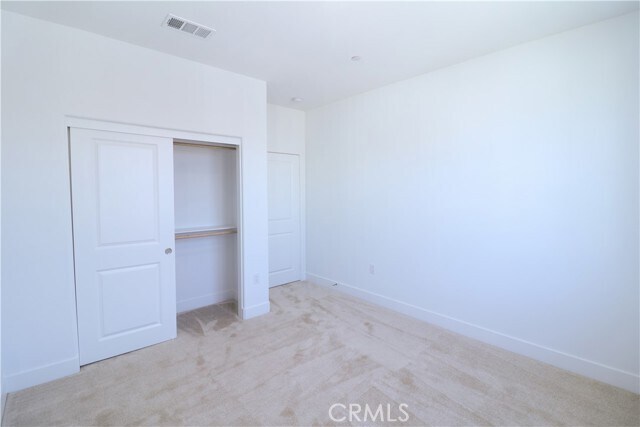 Building Photo - 273 Shoveler