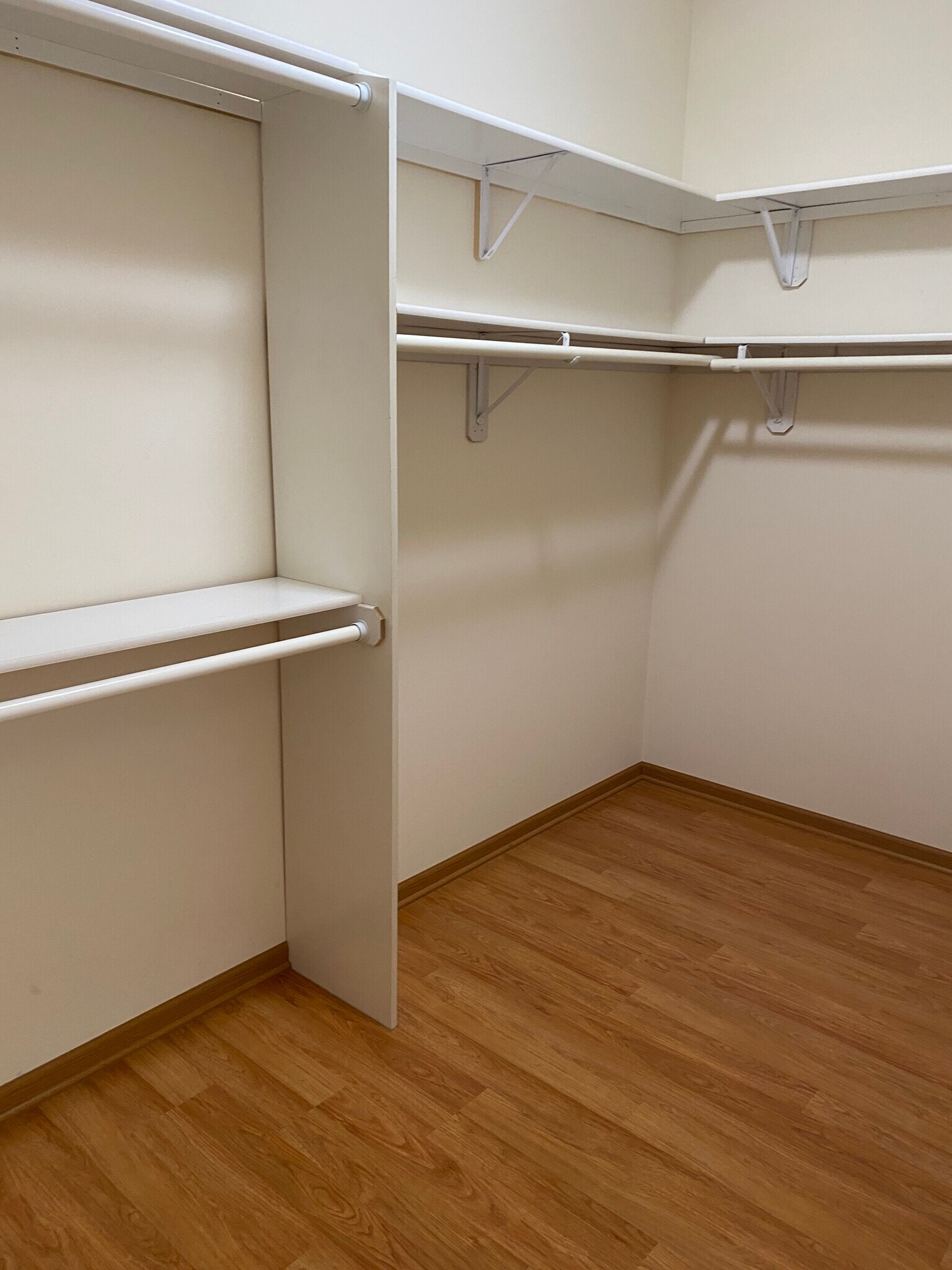 Walk in closet - 230 Hilldale Dr